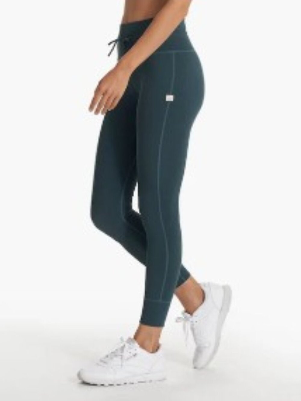 Vuori Daily Legging in Beryl, Size Large